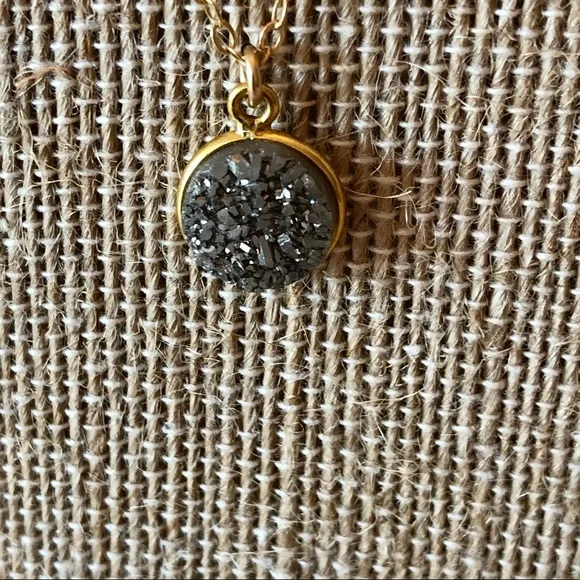 16 inch dainty gray druzy necklace with extender. - Picture 5 of 9